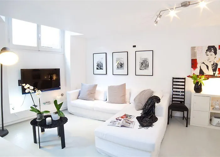 Nostromondo Ciancaleoni Palace Апартаменты