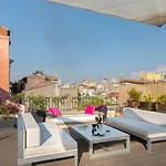 Nostromondo Ciancaleoni Palace * רומא